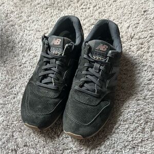 New Balance Women’s 696 (7.5)